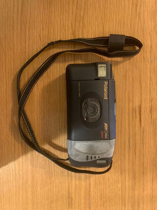 ポラロイドカメラ