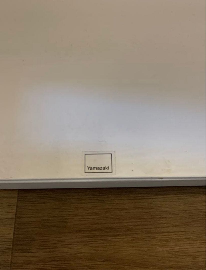 L*O様 【格安・おまけ付】dyson v8 コードレスクリーナー　山崎実業タワ