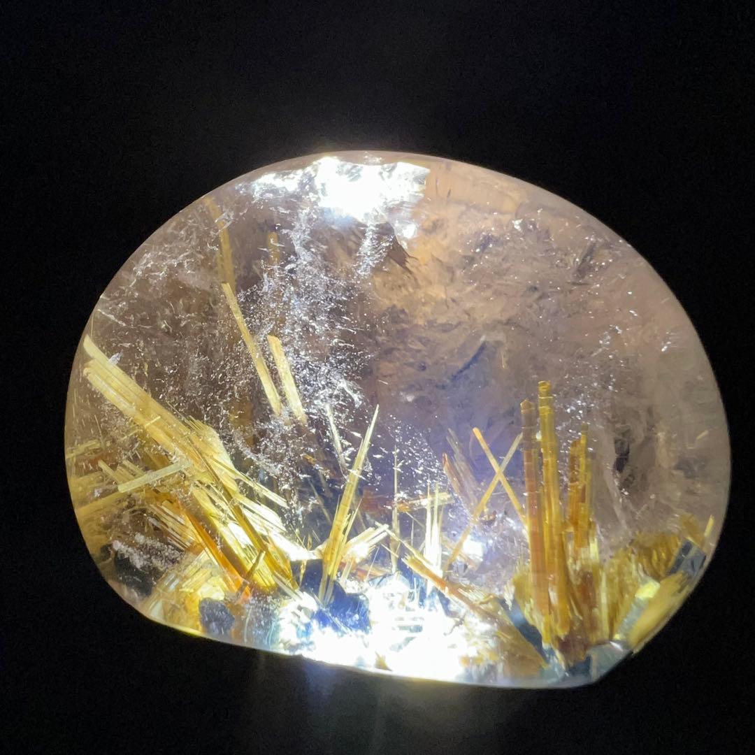 ☆価値ある逸品☆極上の透明度に煌めき抜群のルチル☆ゴールドタイチンルチル 原石