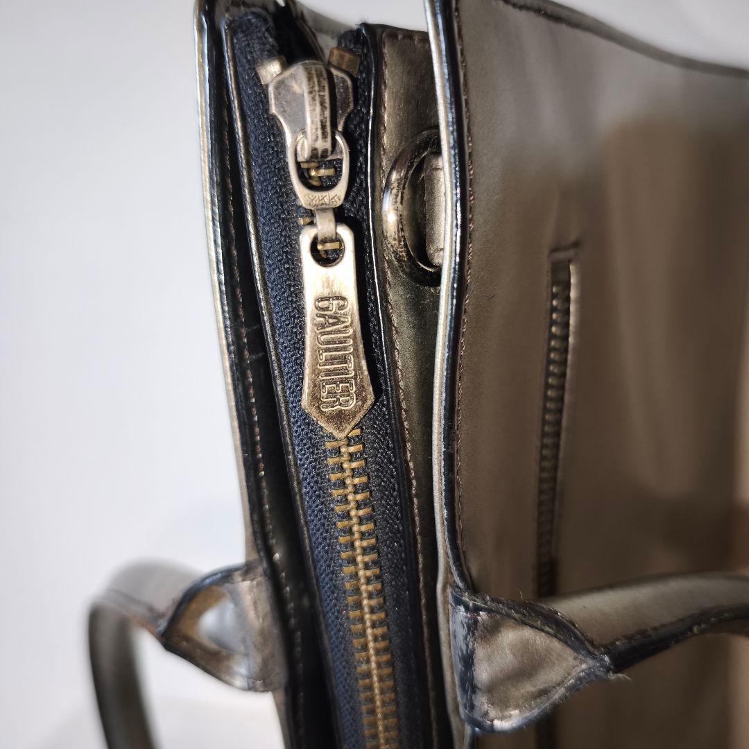 ジャンポールゴルチエ ニューローズ 薔薇 エンボス レザーバッグ