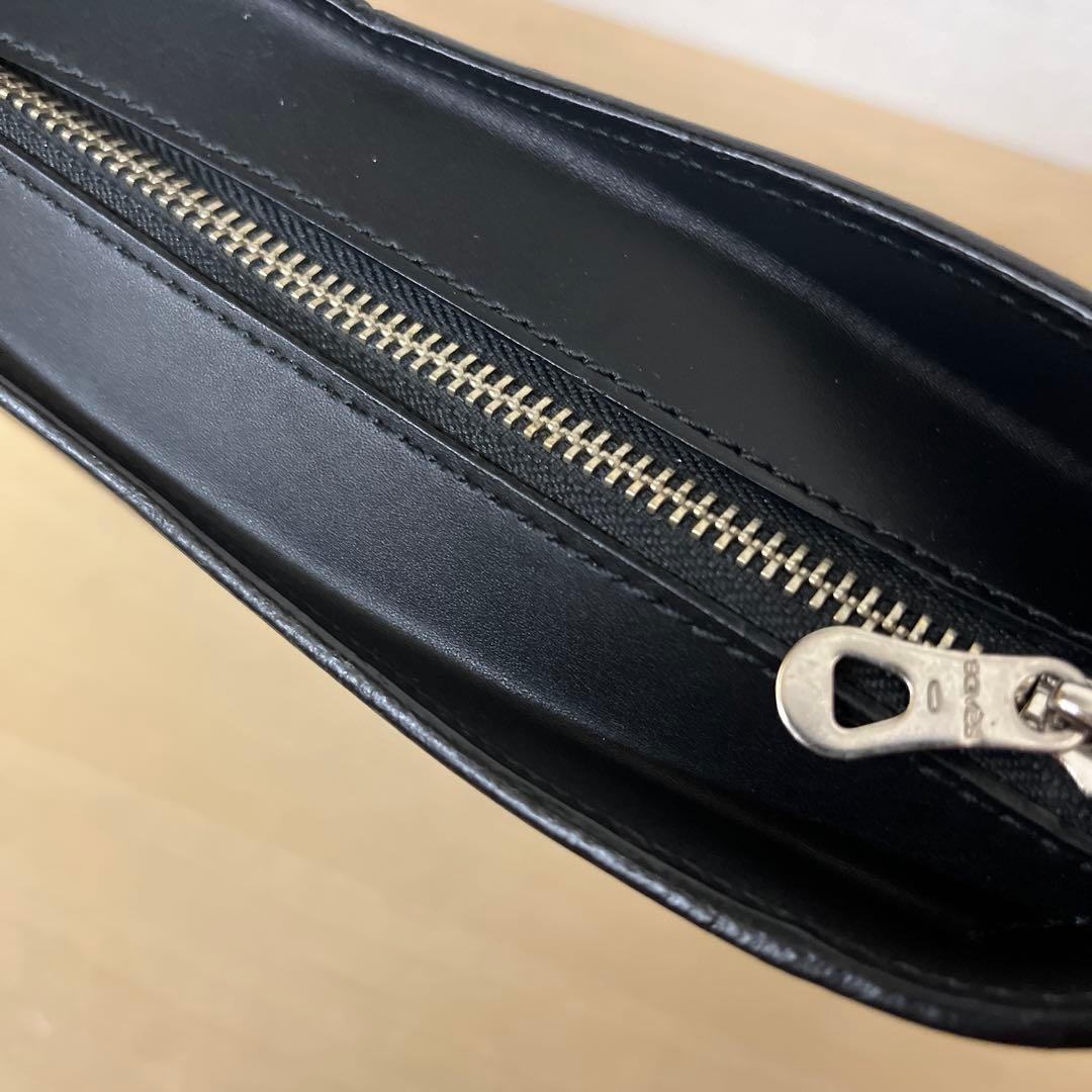 メスサドル　ラウンドバッグ　レザーバッグ　ブラック