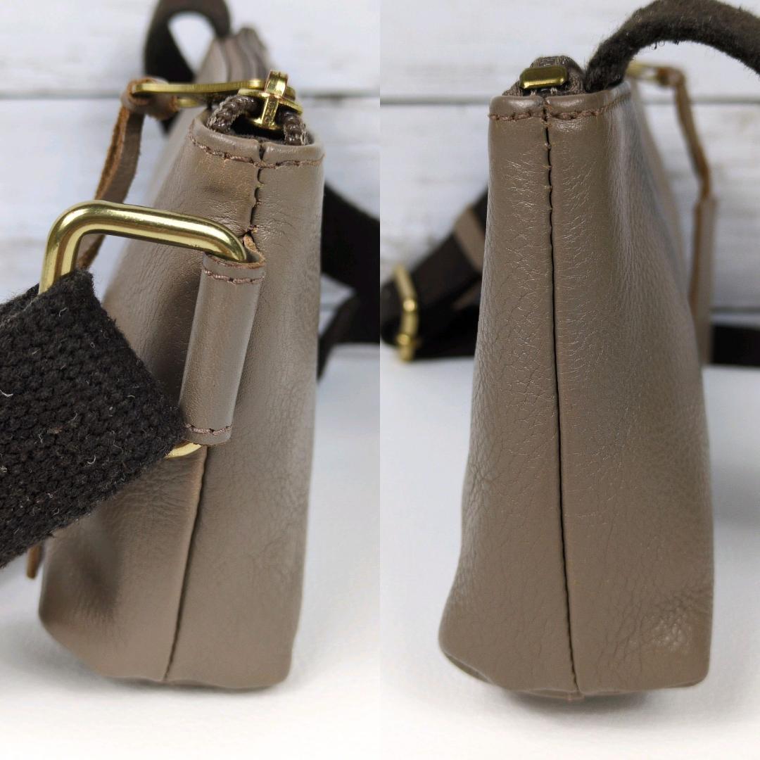 イルビゾンテ ボディバッグ ショルダーバッグ グレージュ レザー 斜め掛け