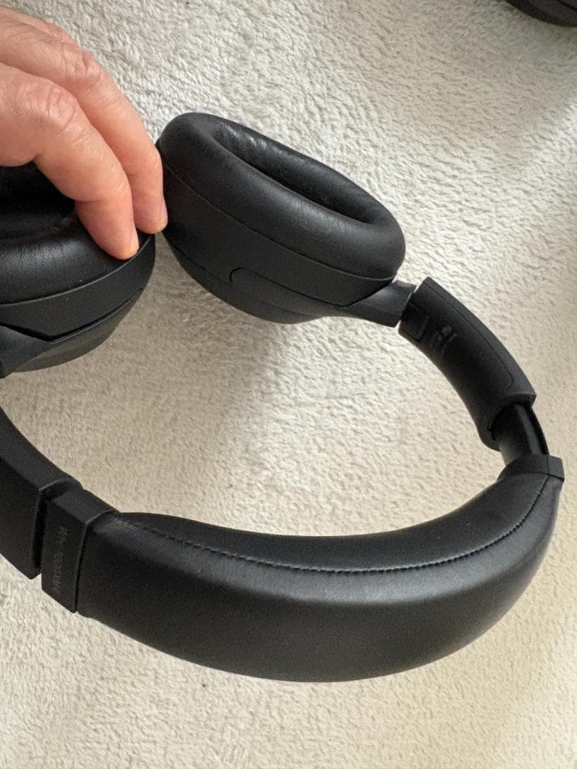 美品　SONY WH-1000XM4 ノイズキャンセル　ワイヤレスヘッドホン