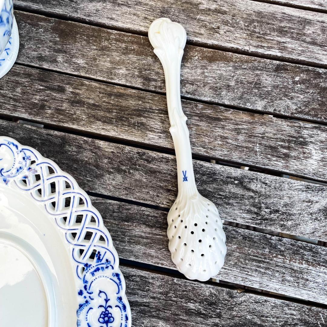 マイセン　スイーツボウル　蓋つき　レンゲ付き　ブルーオニオン