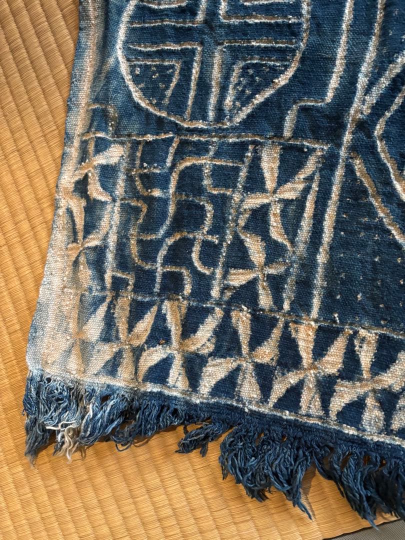 アフリカ　愛染絞り布　タピストリー　大型