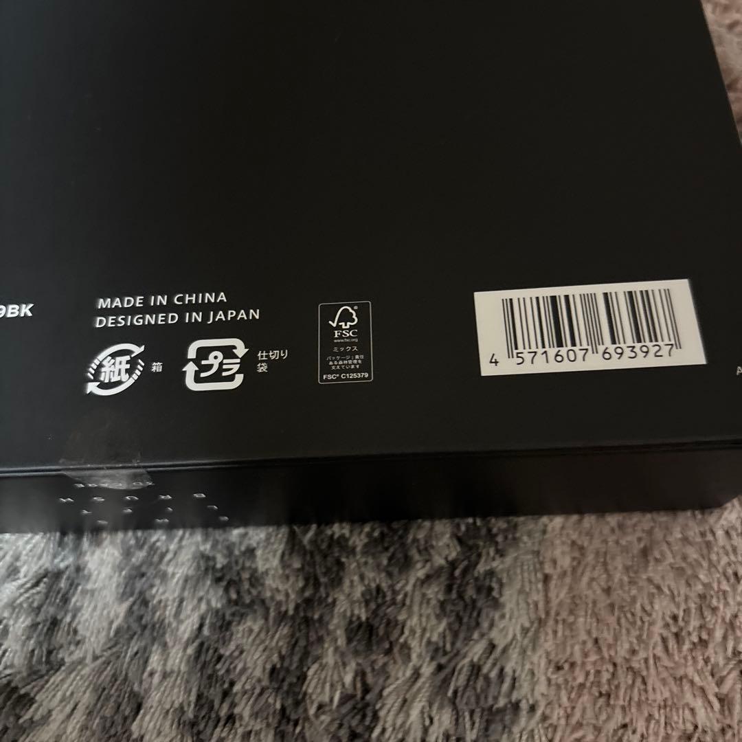 サロニア　 最上位モデル EMSリフトブラシ 3Dケア