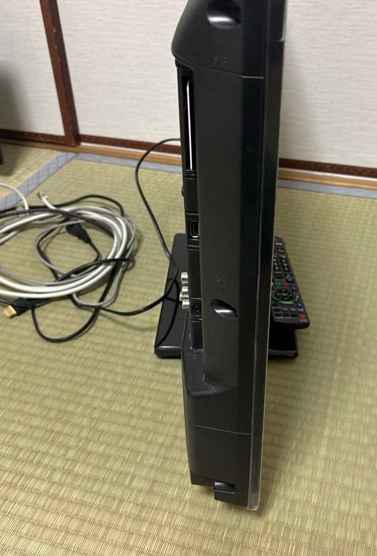 ☆Panasonic 液晶テレビ 本体32インチ　リモコン付き
