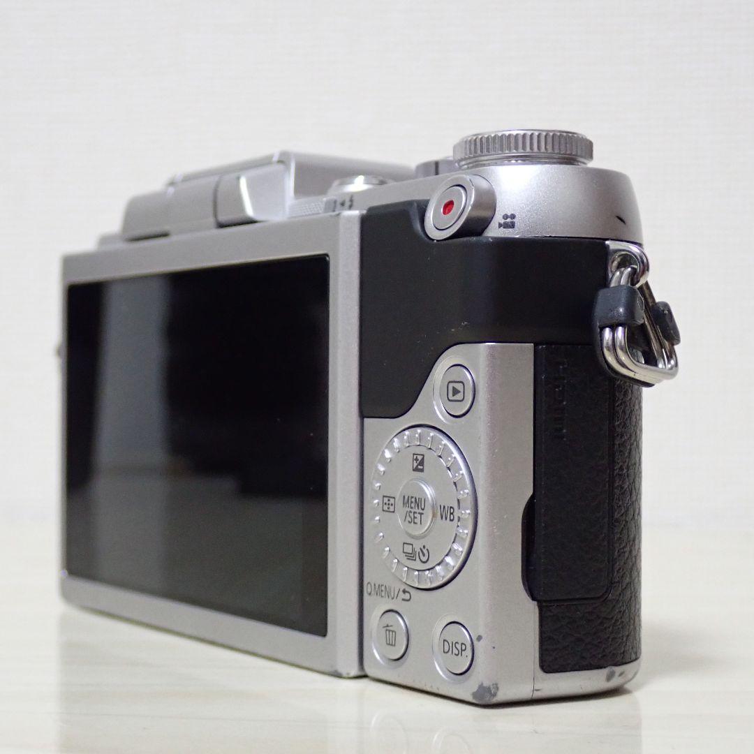 パナソニック LUMIX DMC-GF7 レンズキット