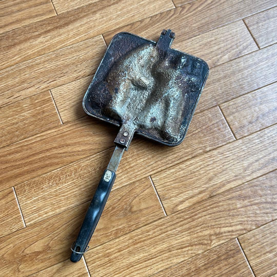 ウルトラマン 鯛焼き型 焼き型 昭和レトロ 怪獣 ホットサンドメーカー