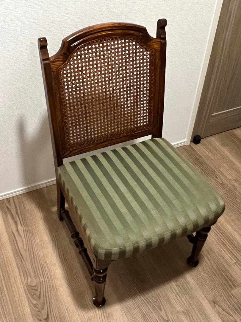 三越家具 ダイニングチェア 籐張り ラタン クラシック 木製チェア アンティーク