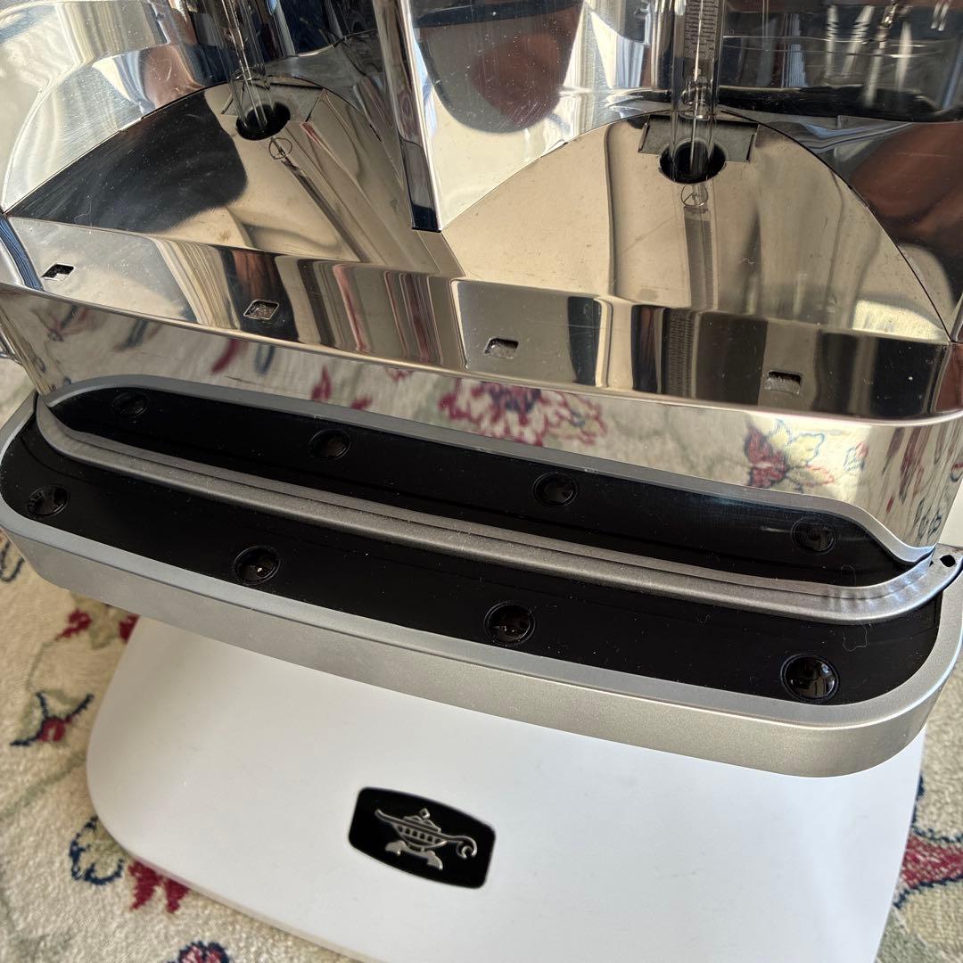 アラジン　2023年製　グラファイトヒーター CAH-2G10F-Wホワイト