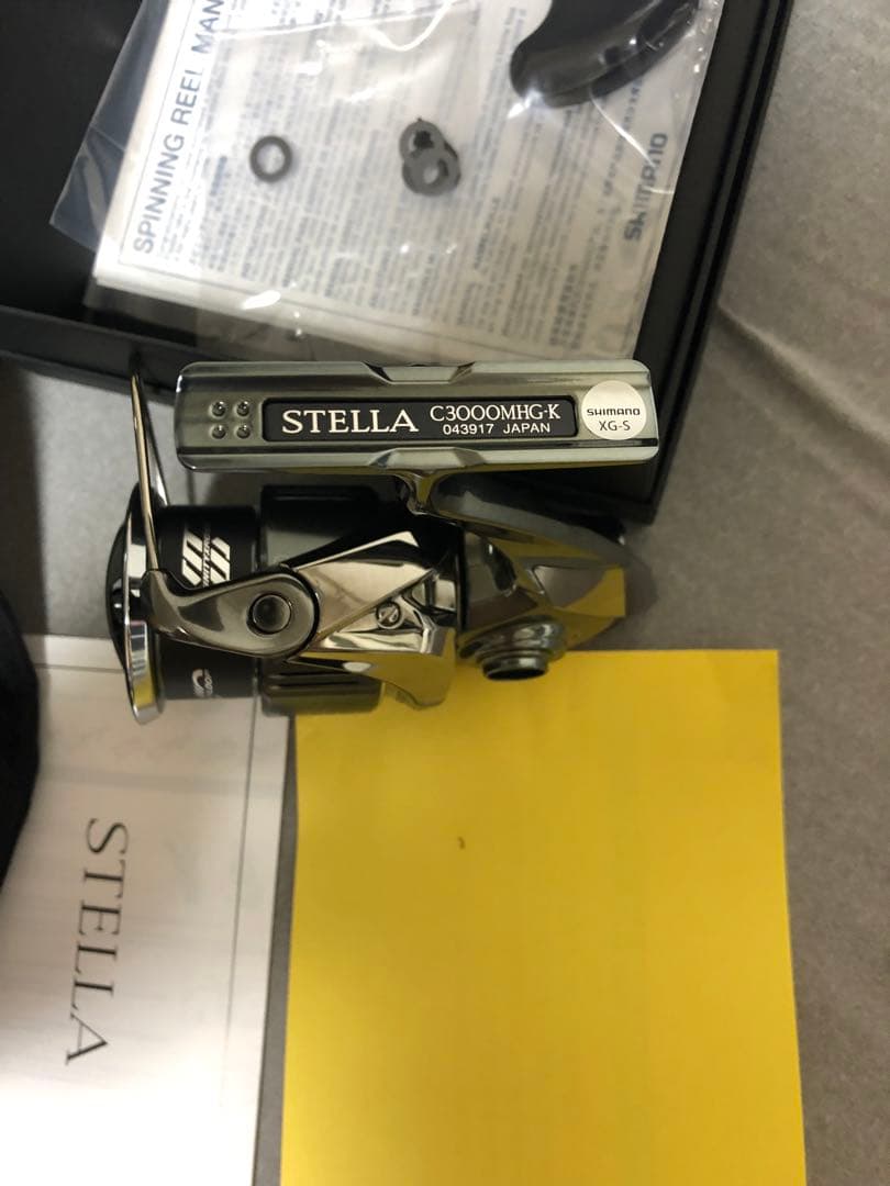 ステラ C3000MHG スピニングリール