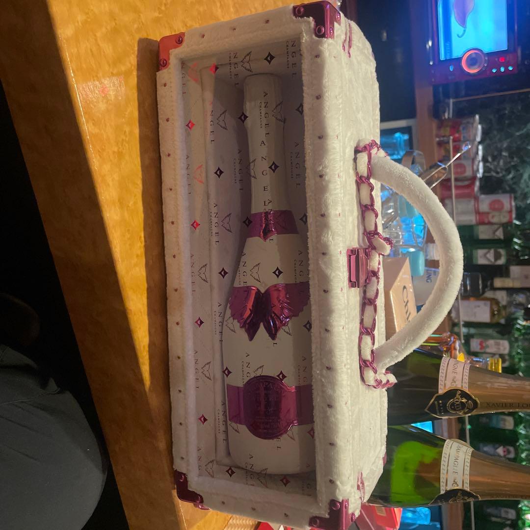 エンジェル　シャンパン