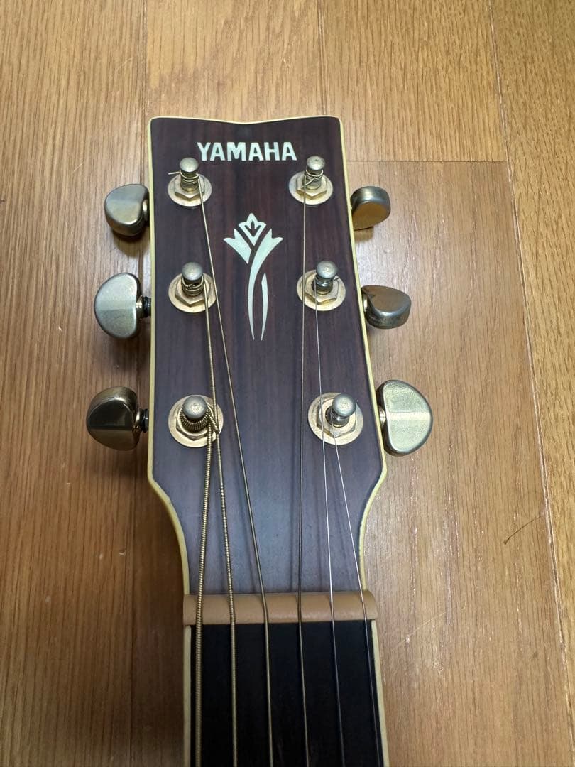 YAMAHA DWX-8 アコースティックギター