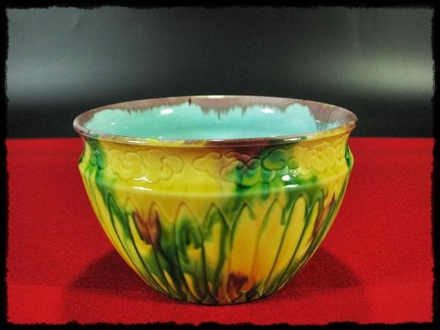 三彩 菊彫 横石 嘉助 十三代 長崎三彩 平戸 茶道具 建水 共箱 f184