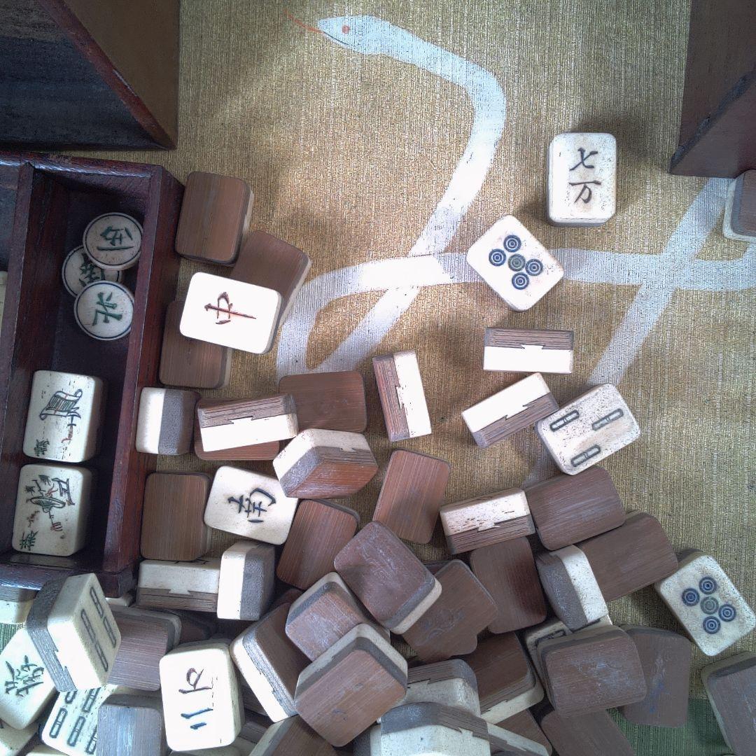 専用です。 木製麻雀牌セット 収納ボックス付き 蓋無し 汚れ
