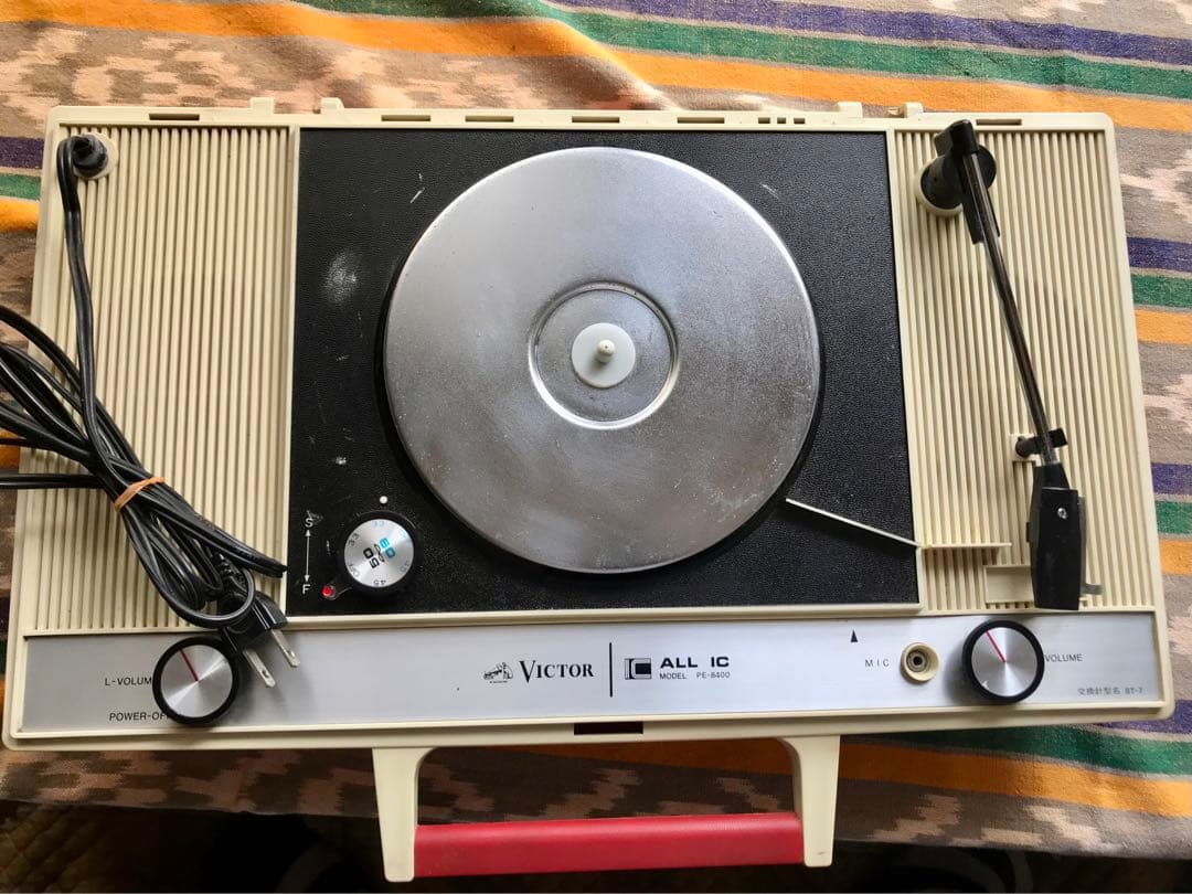 Victor昭和レトロ レコードプレーヤー PE-8400