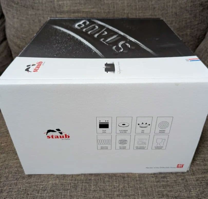 未使用　ストウブ　ラ・ココット　de GOHAN L 20cm 3.0L