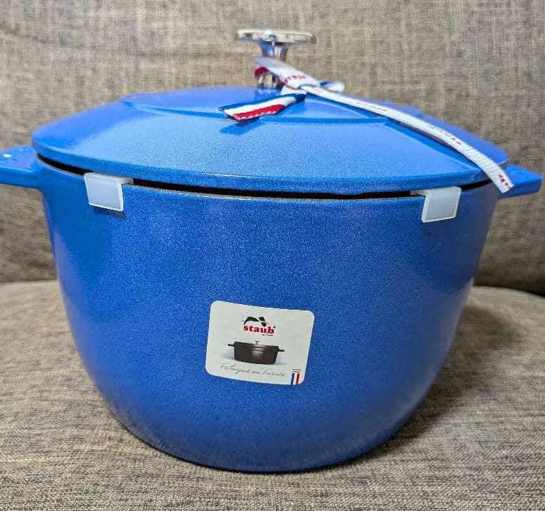 未使用　ストウブ　ラ・ココット　de GOHAN L 20cm 3.0L