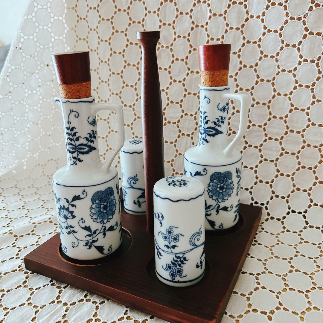 ブルーダニューブ　卓上調味料入れ