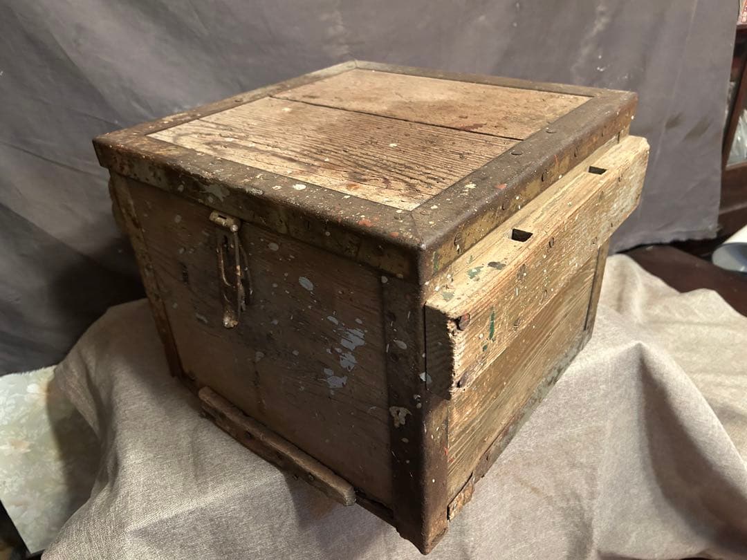 ◉【送料無料】デッドストック 弾薬箱 帝国陸軍 旧軍 弾薬入れ 古民具 木箱