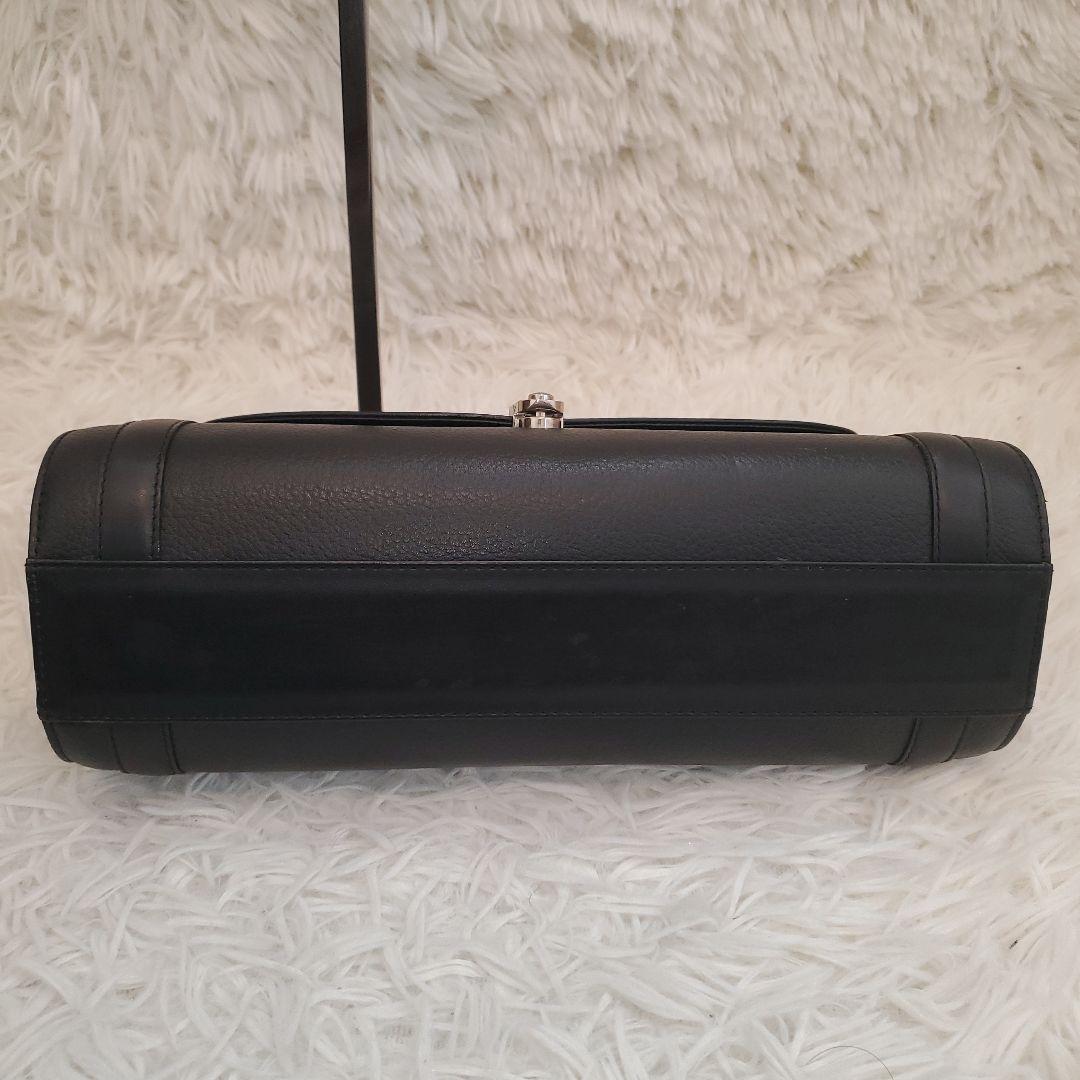 ⭐極美品⭐BURBERRYS 筒型 ハンドバッグ レザー 黒
