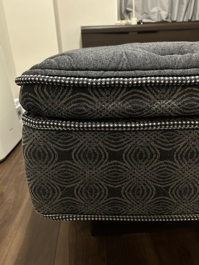 美品 シーリー Sealy チタンコレクション ダブル ロンド4 RondoⅣ