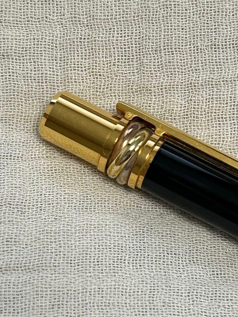 超希少　カルティエ　cartier トリニティ　黒✖︎金　未使用に近い極美品