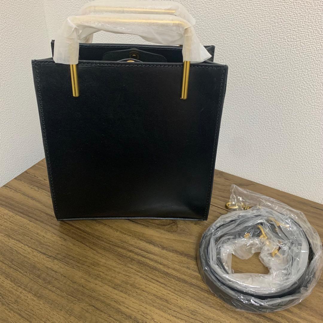 【新品】EMMA AURA | BLACK GOLD HANDLE BAG