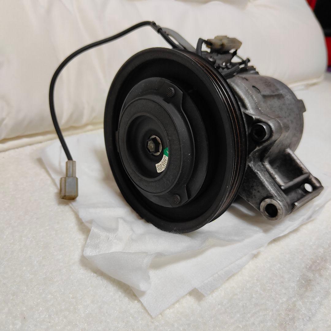 タント L375s エアコンコンプレッサー 純正品