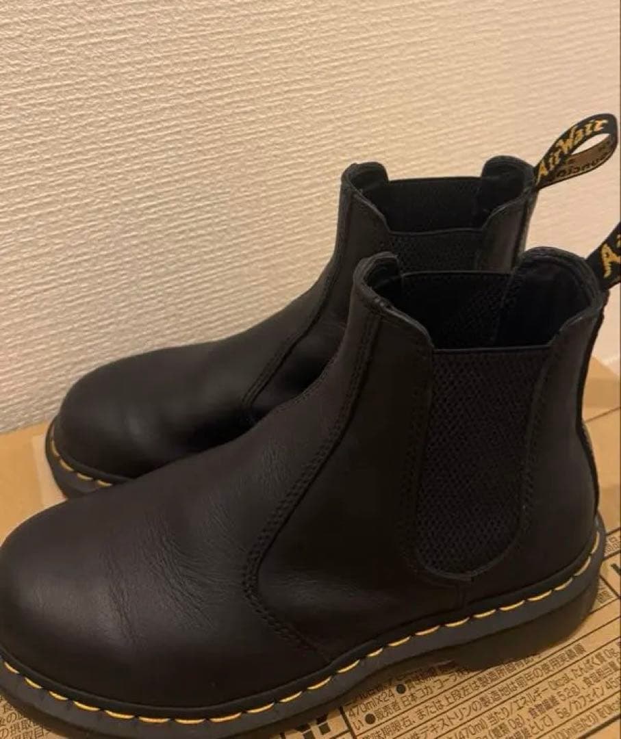 み*う様 美品 ドクターマーチン 2976 チェルシーブーツスムース UK4(2