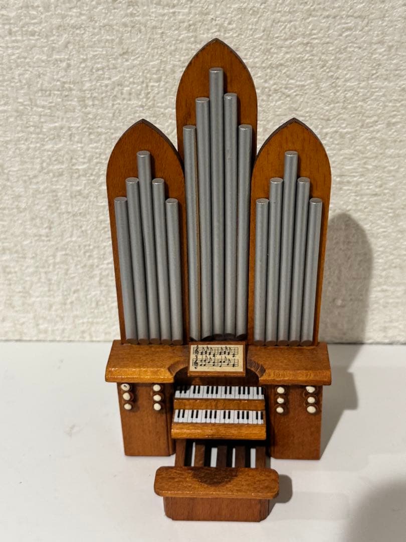 (28) CATATE 147 (BACH) スイス製リュージュ　オルゴール