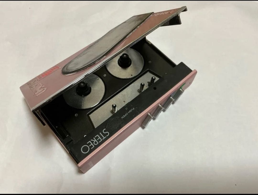 SONY WM-30 ウォークマン ピンク 動作品 ケース付き