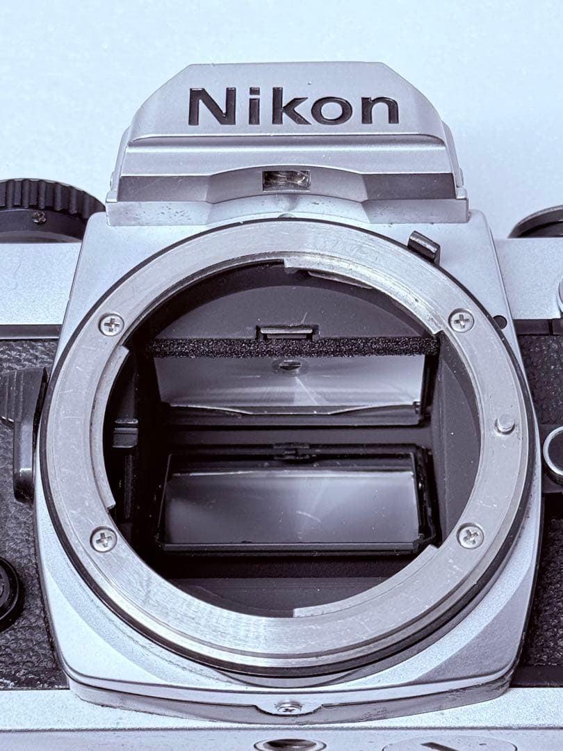 Nikon New FM2 シルバー 動作確認済 訳あり品 フィルム一眼レフ