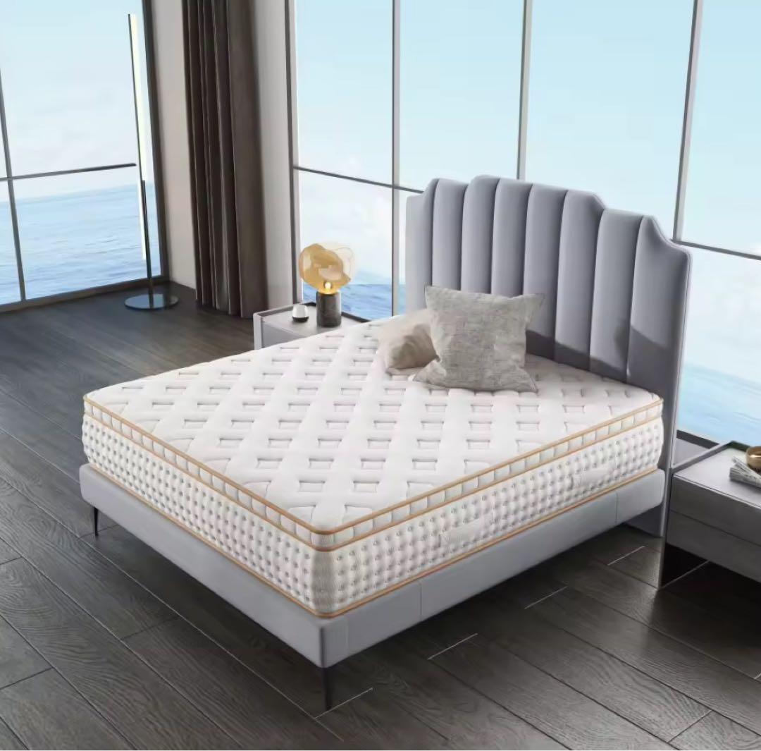 ラグジュアリーモダン ベッド クイーンサイズ