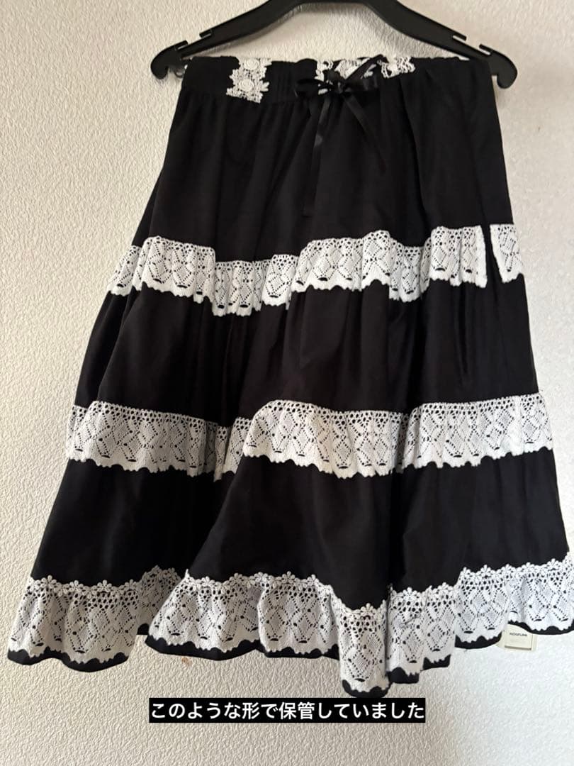 【ほぼ未使用】BABY ミルフィーユジャンパースカート 黒×オフ白