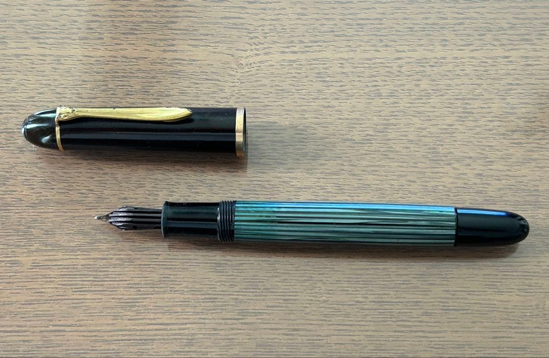 【Pelikan 万年筆 #140 緑縞 ヴィンテージ 14K セミフレックス】