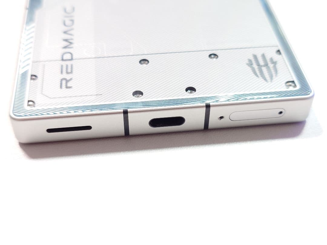 G*迎様 Redmagic 9 Pro 16+512GB ケース、フィルム付き