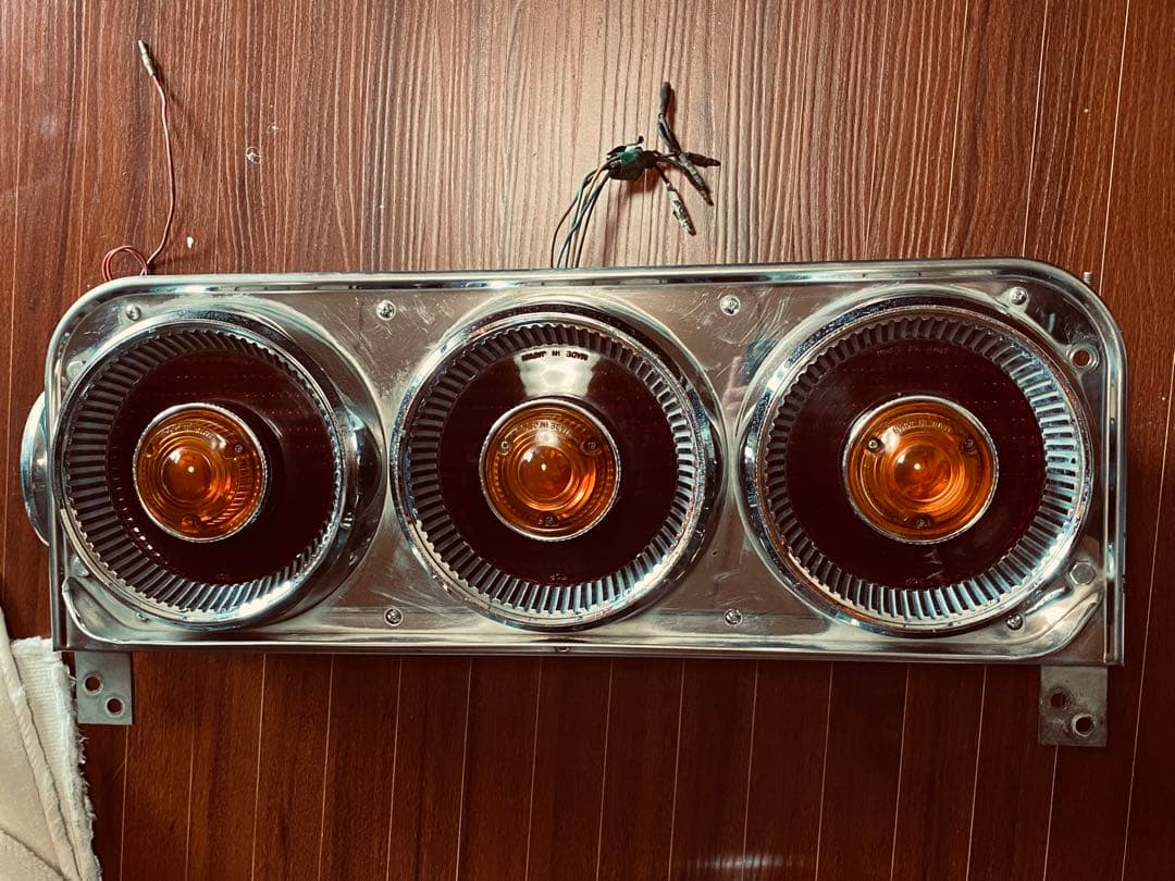 JB丸型テールランプ、デコトラ 赤、オレンジ、左右1セット。中古品。