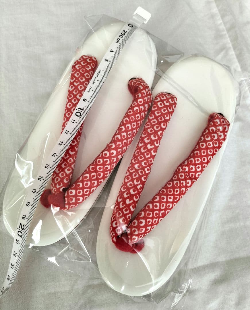 クリーニング済み　七五三　7歳　ハーフ成人式　着物　四つ身　ピンク　古典柄　糸車