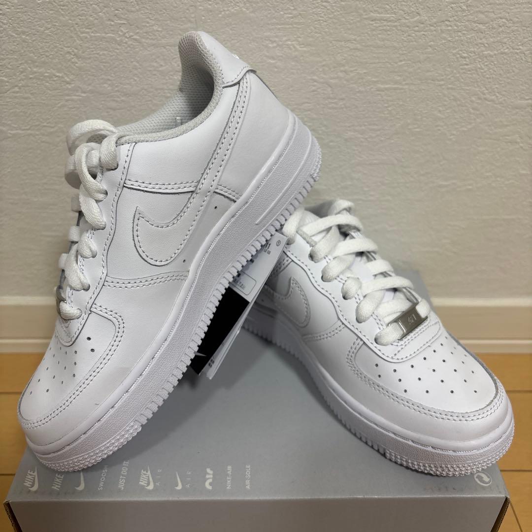 新品 NIKE AIRFORCE 1 LE (GS) 21cm