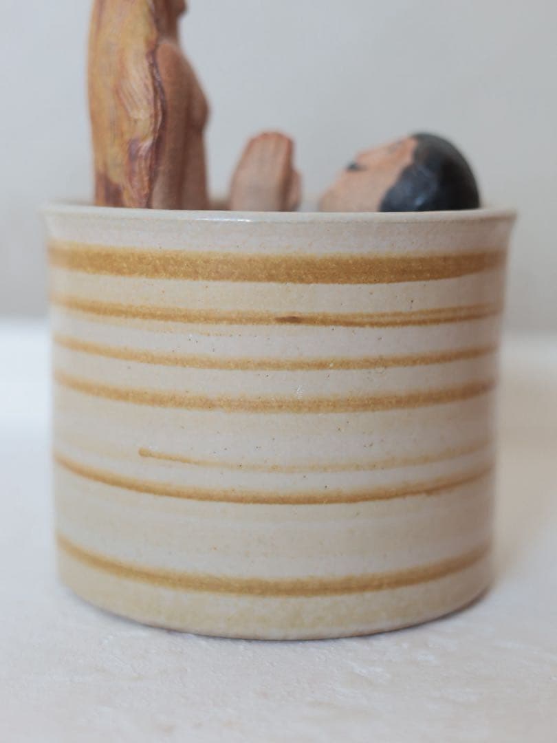 リサラーソン 蓋付壷