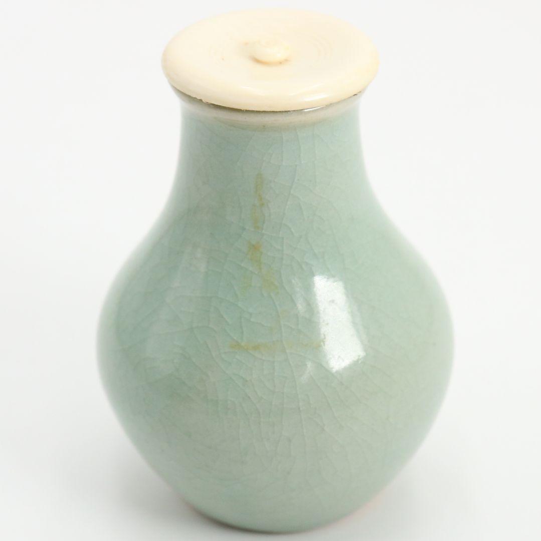 韓国人間文化財 池順鐸作 青磁鶴首茶入 浪の紋緞子仕覆付 茶道具　V903　N9