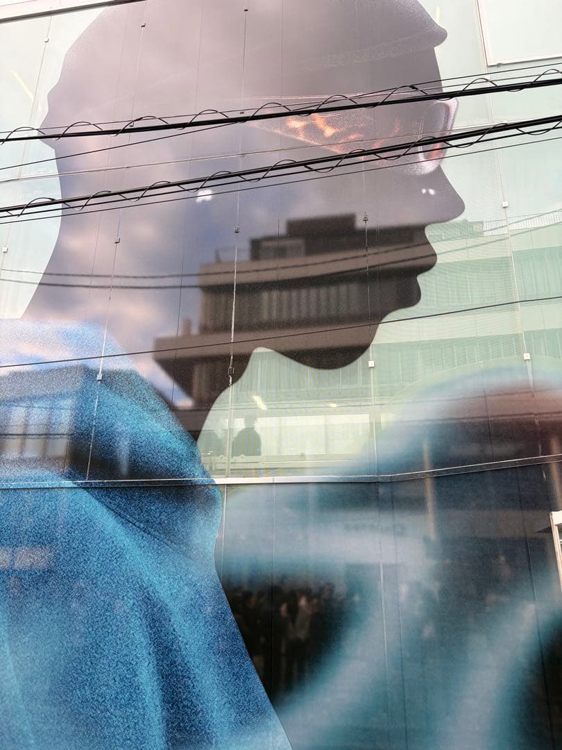 【激レア完売品】SKYLRK iPhone16 Pro Case スーパーブルー