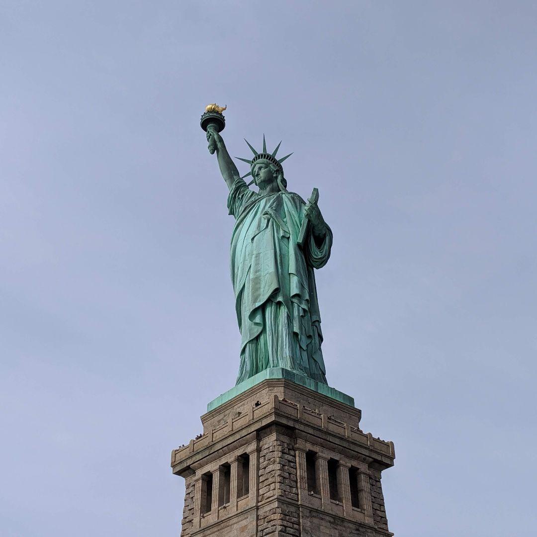 NYで購入した　自由の女神　銅像　置物　星条旗　　ニューヨーク　NY