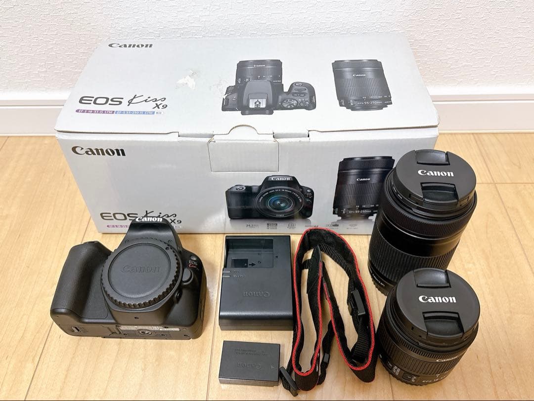⭐︎Canon EOS Kiss X9 ダブルズームキット⭐︎