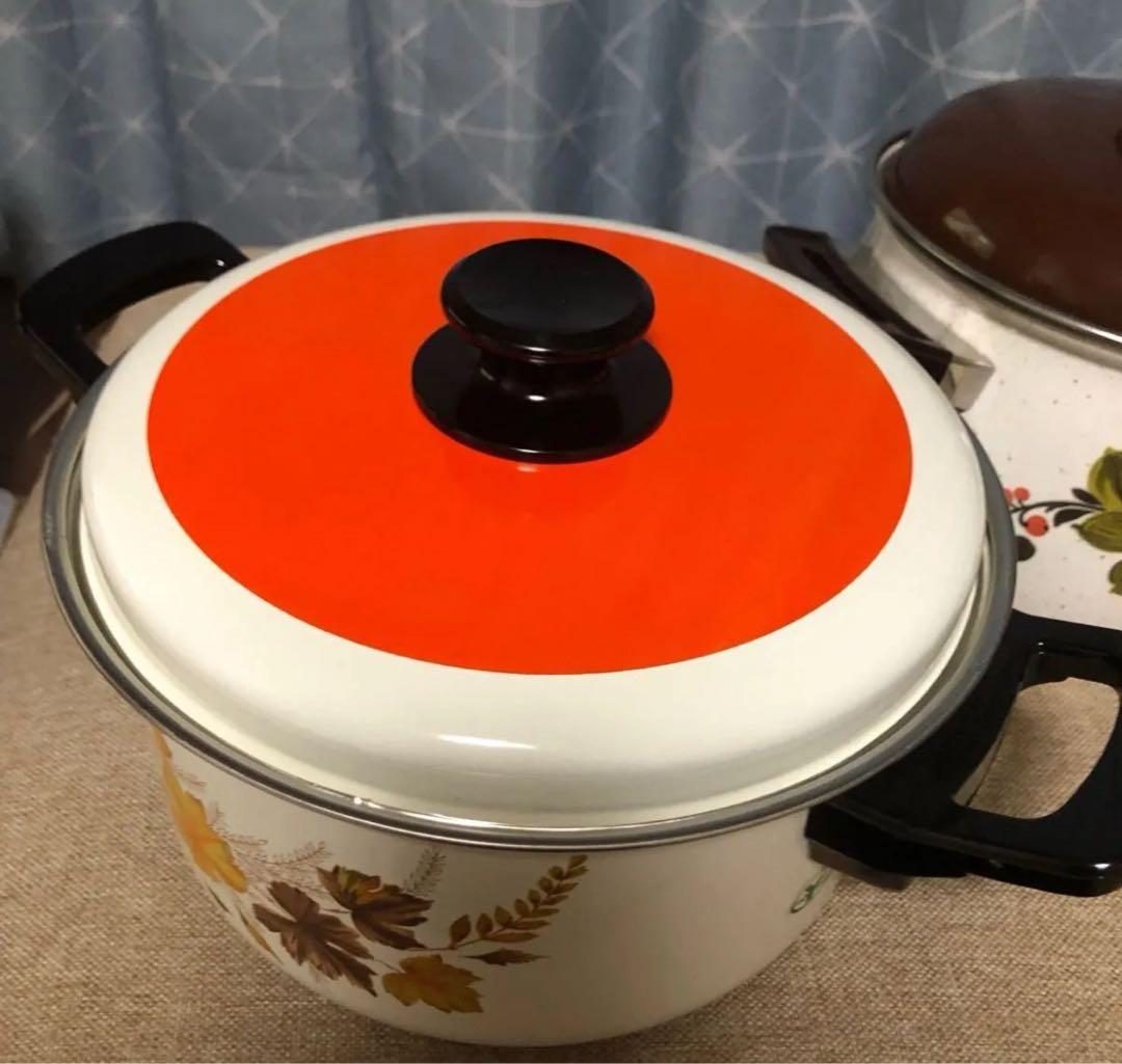 両手鍋 ホーロー 昭和レトロ 花柄 サンコー　年代物　まとめうり　ヴィンテージ
