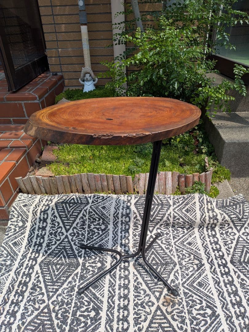 天然木とアイアンのテーブル チェアー