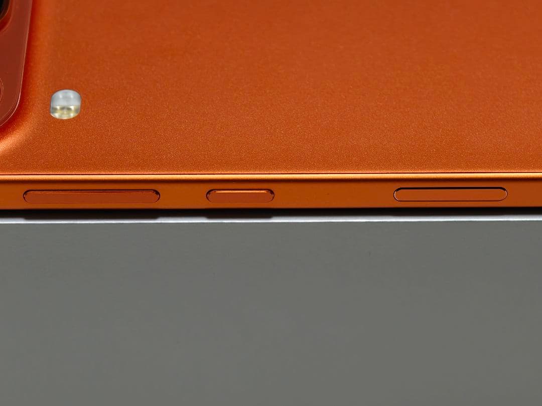 【ほぼ未使用】12/512 HONOR Magic 8 Pro Air オレンジ