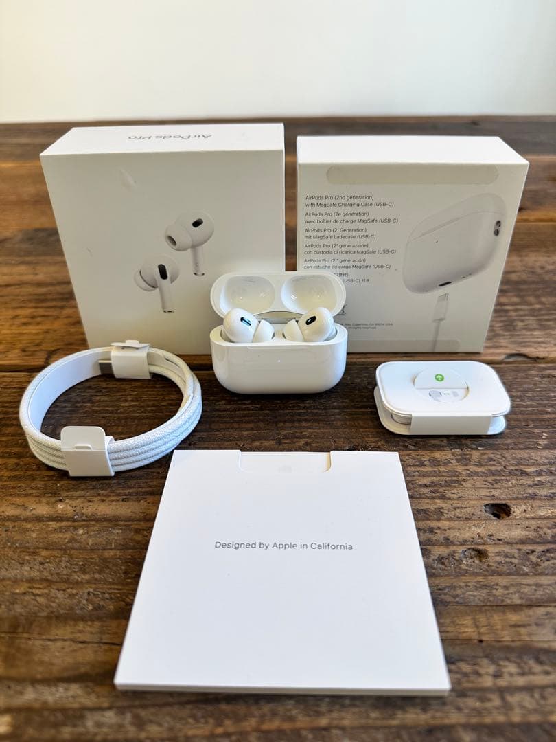 美品Apple AirPods Pro (第2世代) 後期本体 付属品未使用